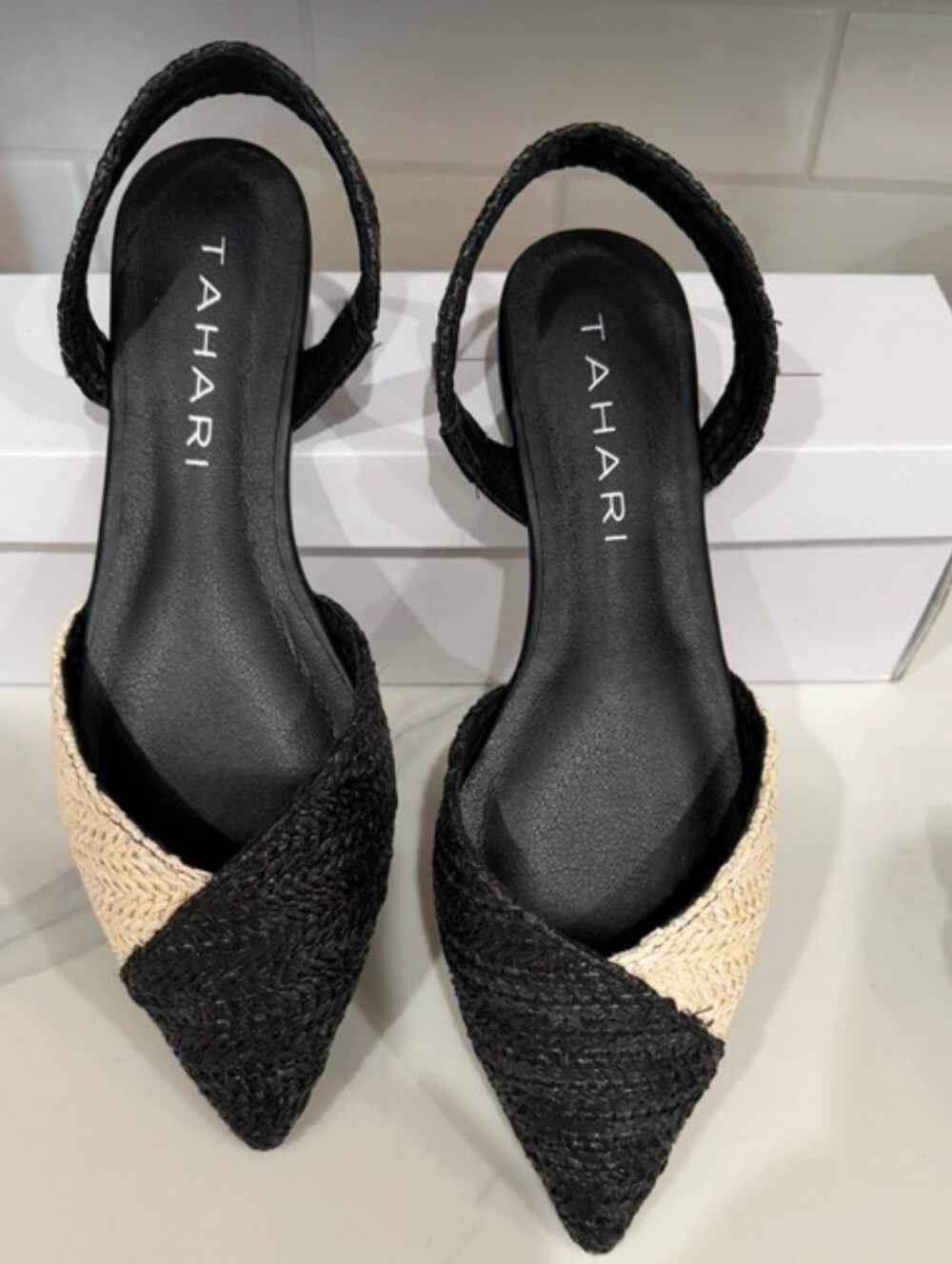 Tahari Rio Two Tone Woven Raffia Slingback Flats Black Ivory Pointed Toe Sz 7.5